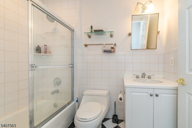 Building Photo - 115 Kensington Ln