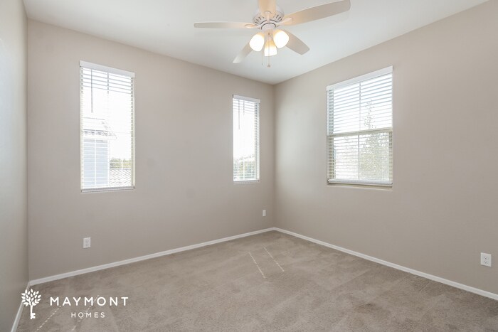 Building Photo - 17736 W Mandalay Ln