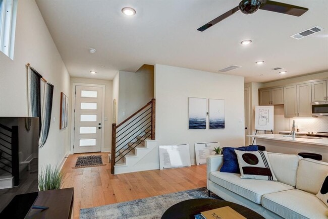 Building Photo - 2600 Gattis School Rd