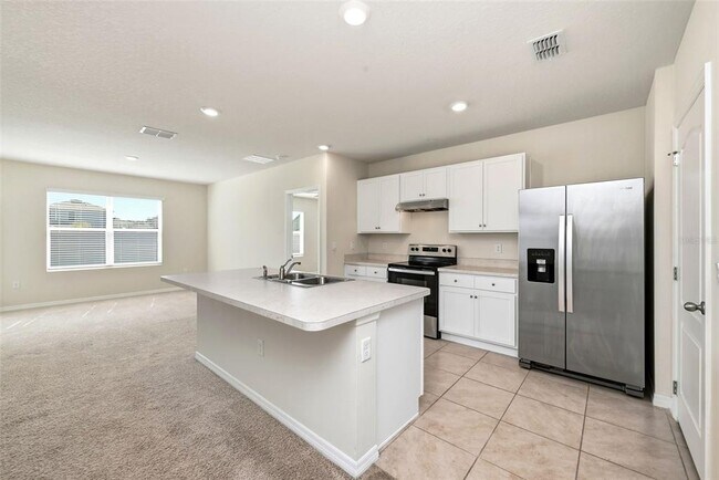 Building Photo - 2725 Dumont Ln