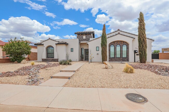 Primary Photo - Beautiful 4 bedroom home with 3 Car Garage