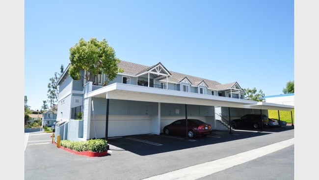 Building Photo - Cedar Woods Apartments