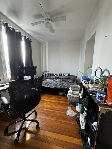 Building Photo - 27 Egremont Rd