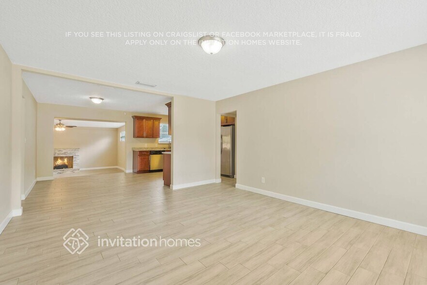 Building Photo - 2527 Oak Summit Dr