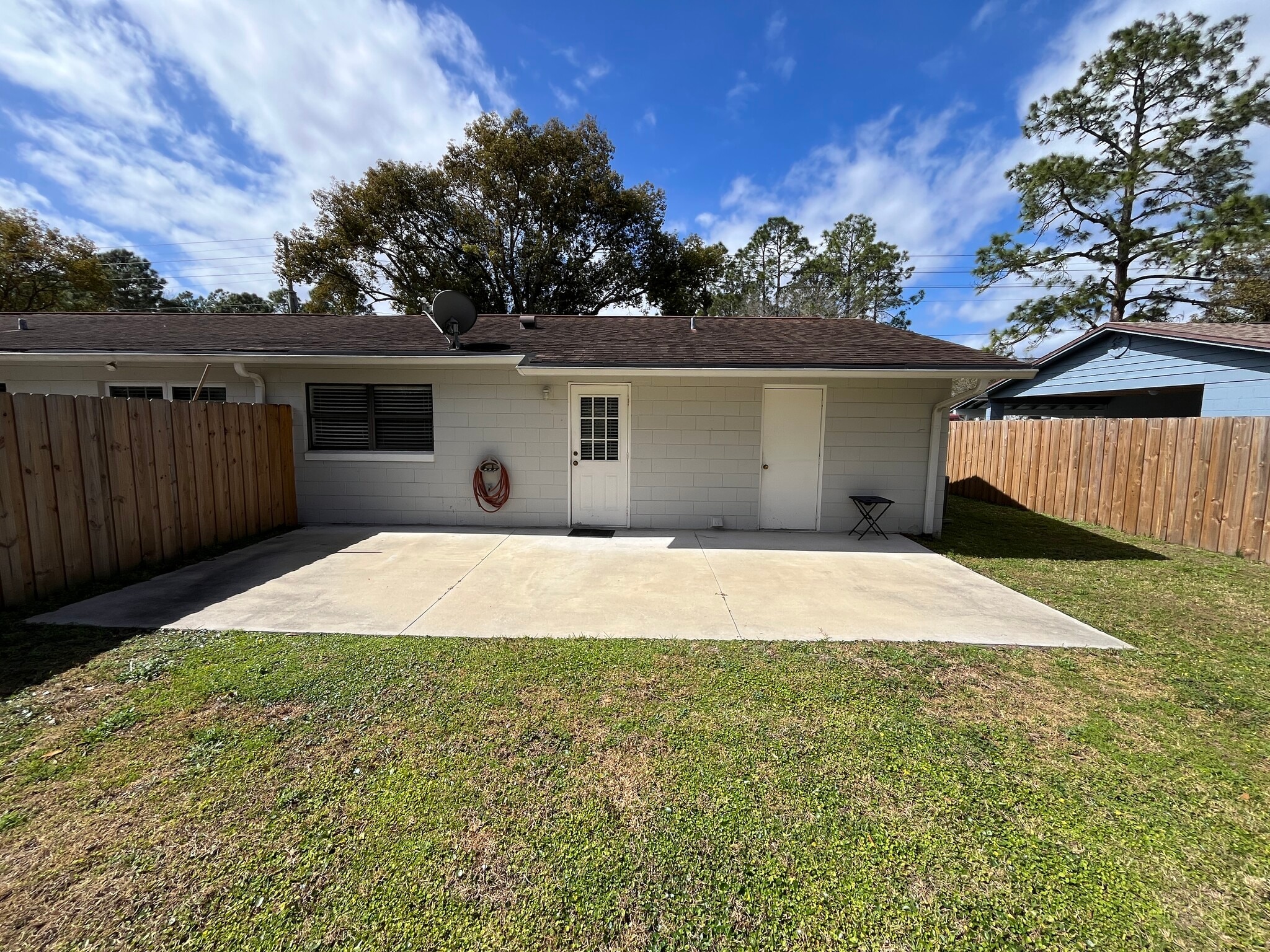 Back patio with privacy fence - 2111 Bonneville Dr