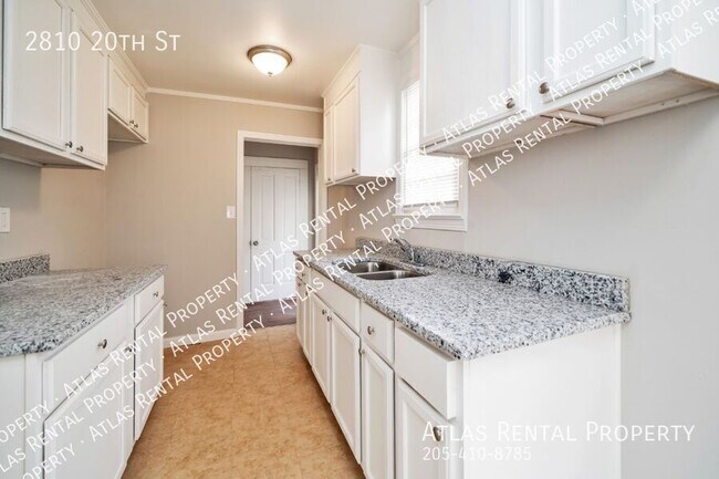 Building Photo - 2810 20th St