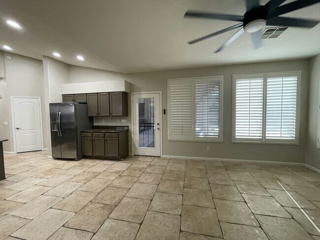 Building Photo - 2150 S Boulder Ct