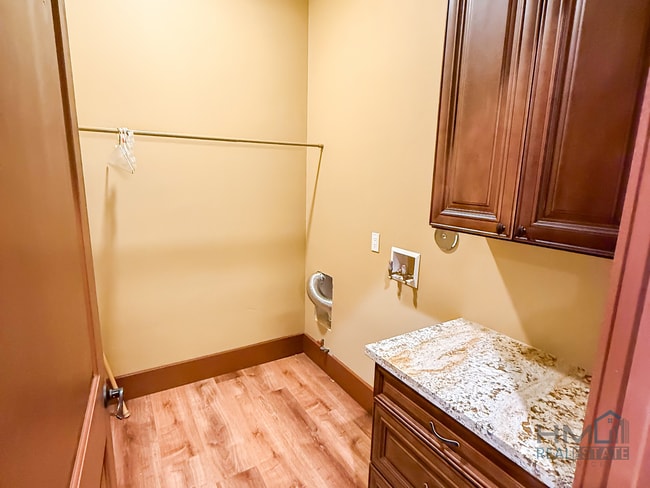 Building Photo - Homes Management - Beautiful Home for Rent...