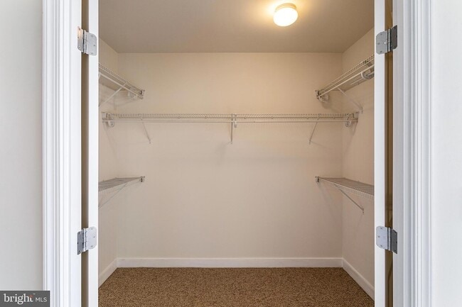 Building Photo - 157 Fleet St