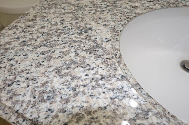 Building Photo - 2299 Scenic Hwy