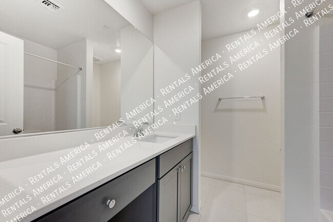 Building Photo - 2491 Rofrano Pl