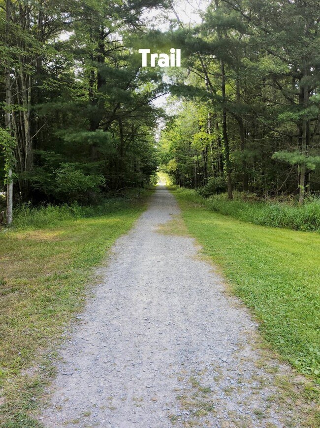 Building Photo - 13 Beth Mor Rd