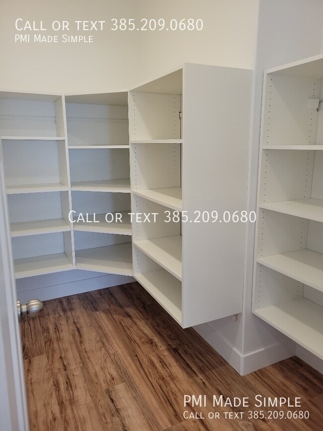 Building Photo - 10884 N Slate Ln