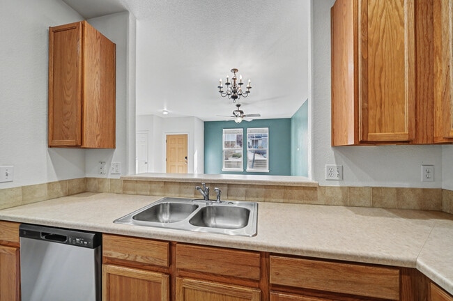 Building Photo - 3963 Diamond Ridge View