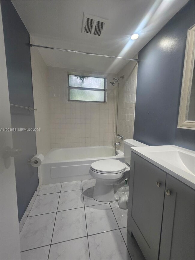 Building Photo - 8101 SW 73rd Ave