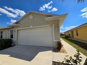 Building Photo - 25129 E Lenox Cir