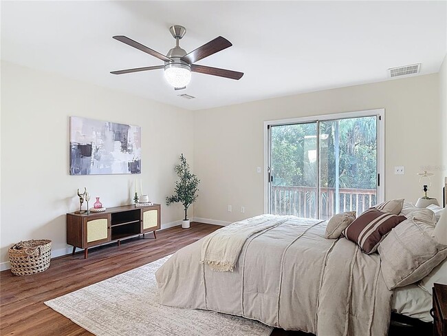 Building Photo - 289 Gull Dr S