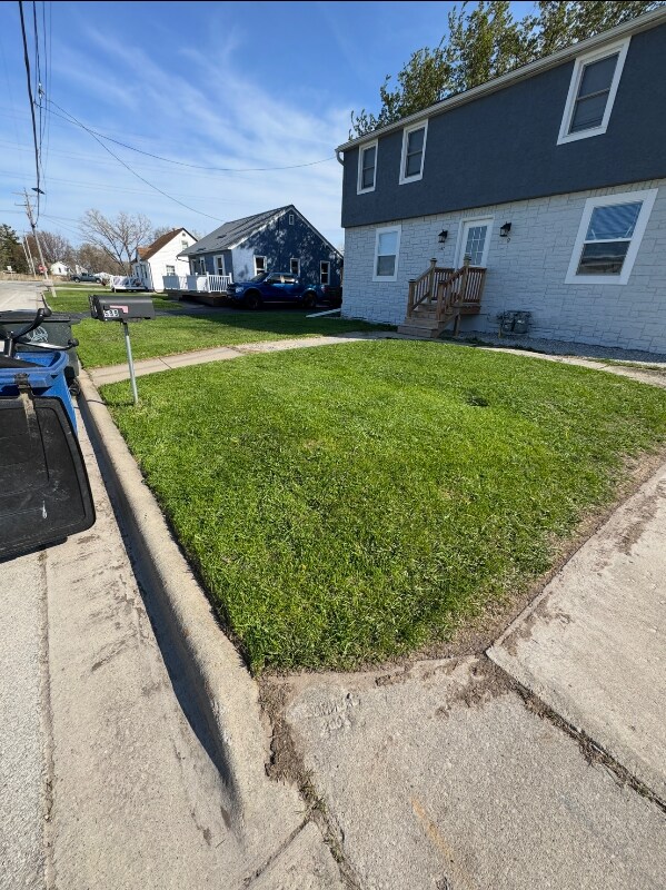 Building Photo - 599 Morris Ave