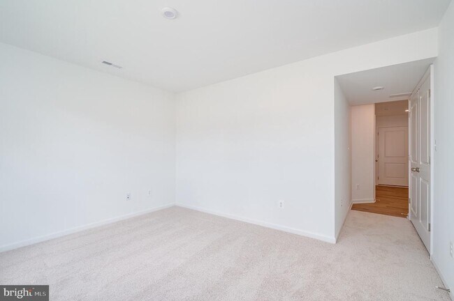 Building Photo - 24 Armistead Pl