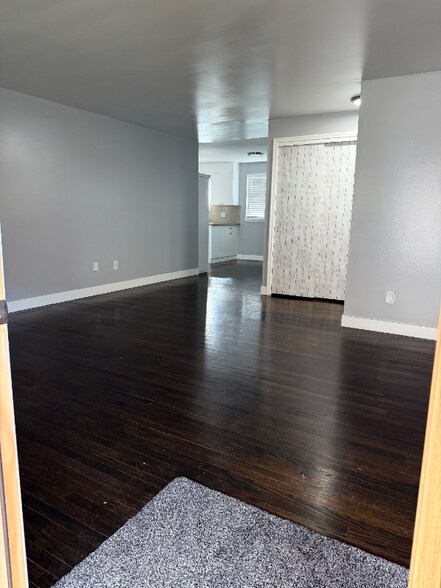 Building Photo - 931 Maxfield Dr