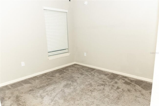 Building Photo - 213 Talladega Ln