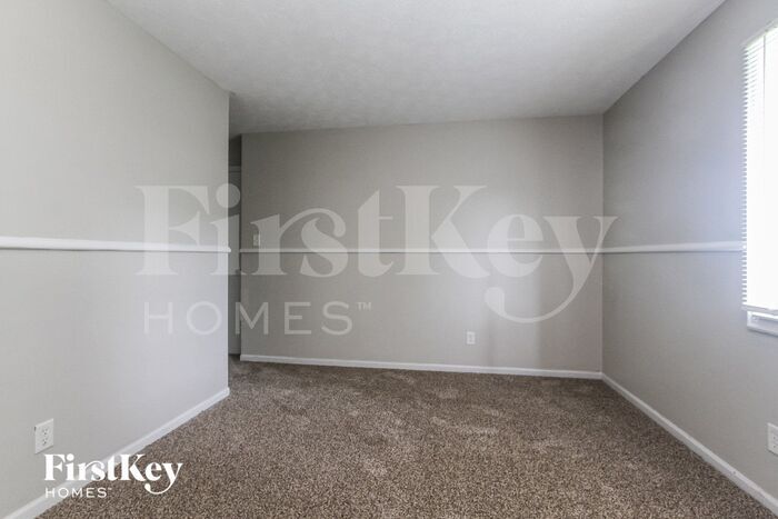 Building Photo - 5961 Brouse Dr