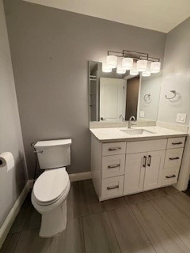 Building Photo - Eldorado on the Park