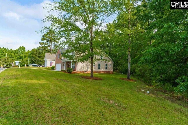 Building Photo - 105 High Bluff Ln