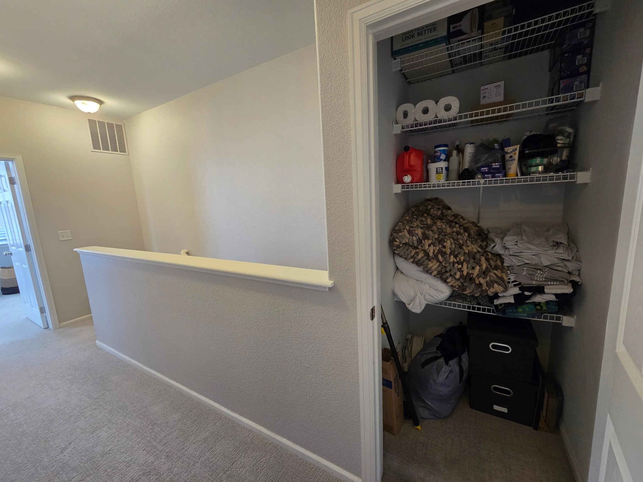 Upstairs hallway & closet - 5498 Zephyr Ct