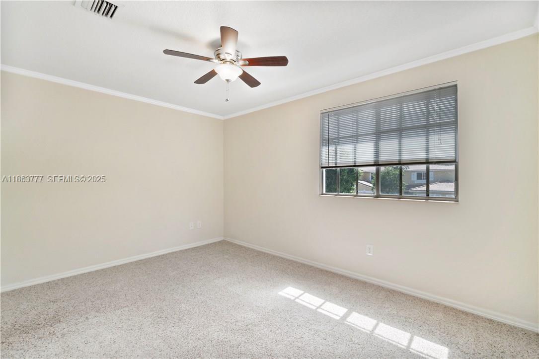 Building Photo - 5905 Abbey Rd