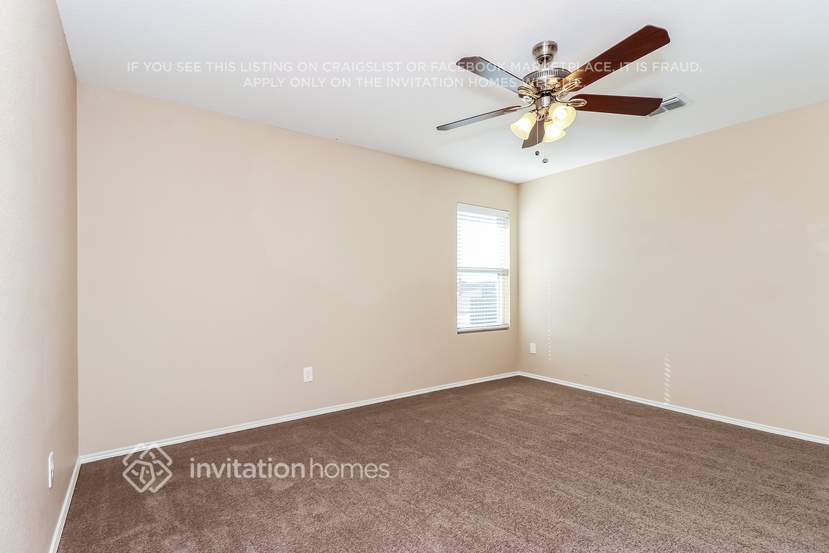 Building Photo - 2435 Buffalo Run