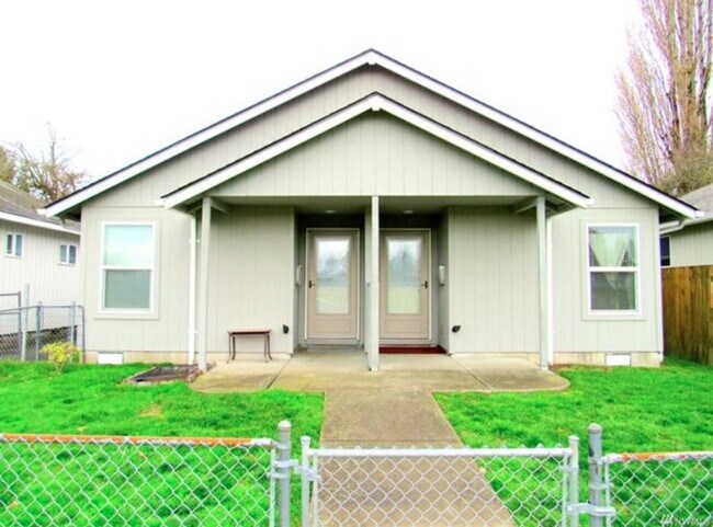 Primary Photo - 225 22nd Ave