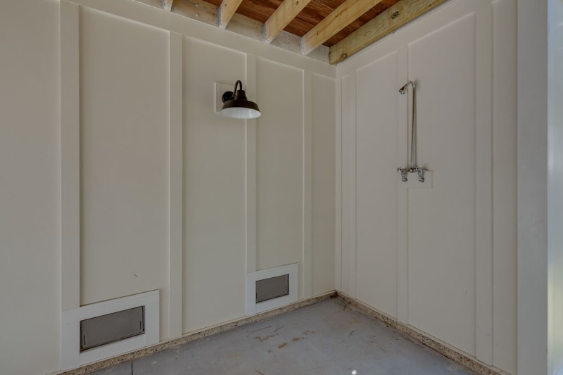Building Photo - 4 River Oak Ln