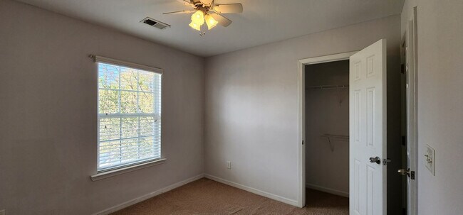 Building Photo - 1607 Musket Trail