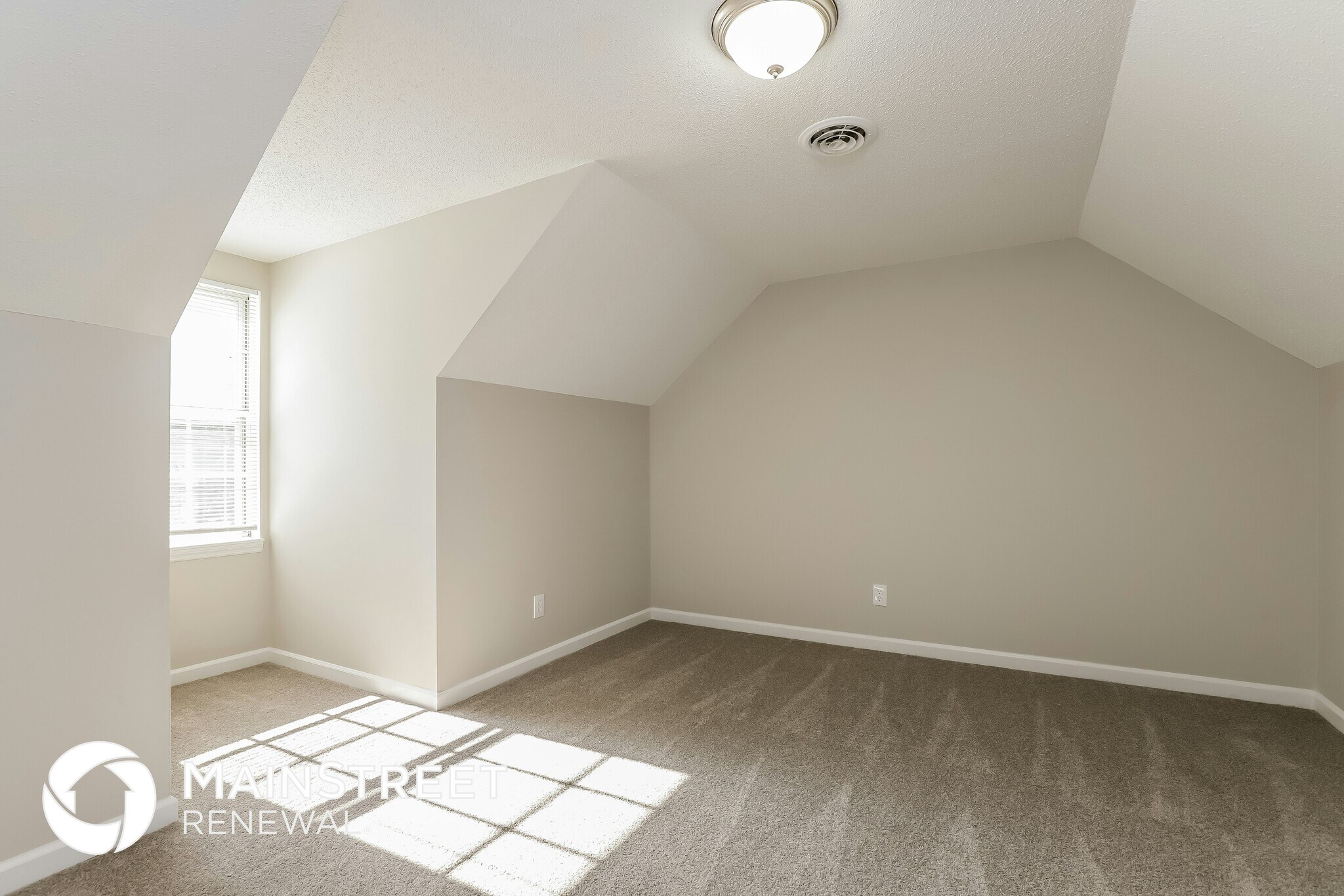 Building Photo - 4123 Hazel Nut Dr