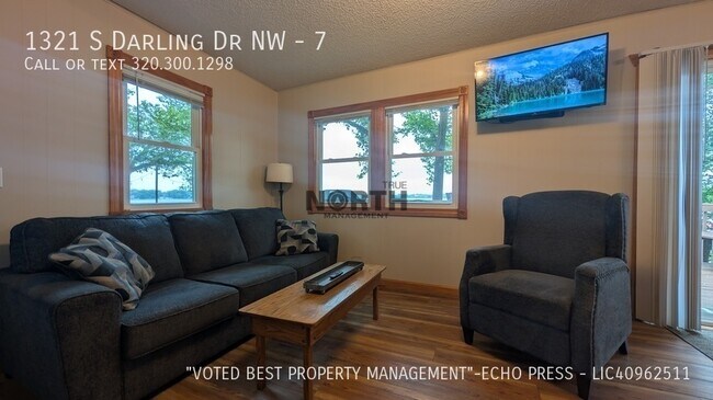 Building Photo - 1321 S Darling Dr NW