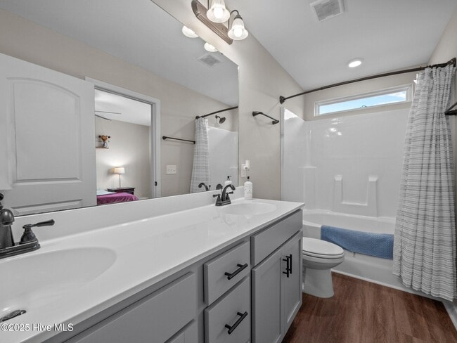 Building Photo - 63 Outrigger Dr