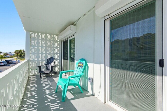 Building Photo - 4800 Ocean Beach Blvd