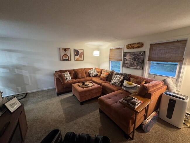 Building Photo - 152 Porcupine Cir