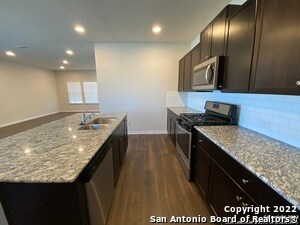Building Photo - 392 Arbor Hills
