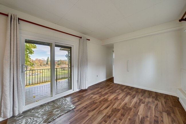 Building Photo - Cozy 1 Bedroom ADU With Stunning Pasture & Pond Views in Rescue!