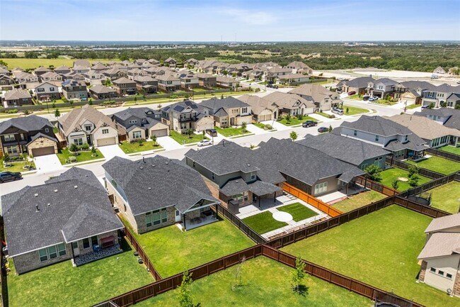 Building Photo - 112 Allora Pl