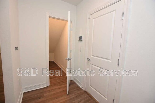 Building Photo - 3857 Capri Coast Dr