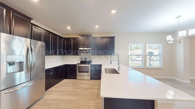 Building Photo - 1833 Mathews Manor Dr