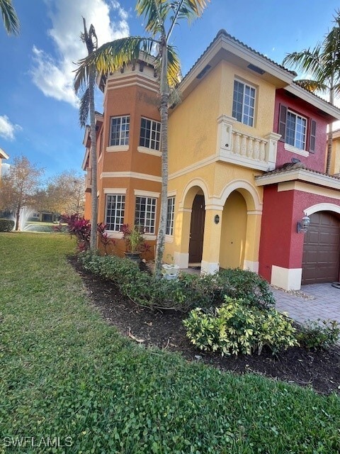 Building Photo - 10201 Olivewood Way