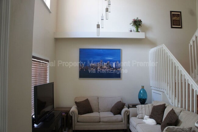 Building Photo - 12885 Connecticut St