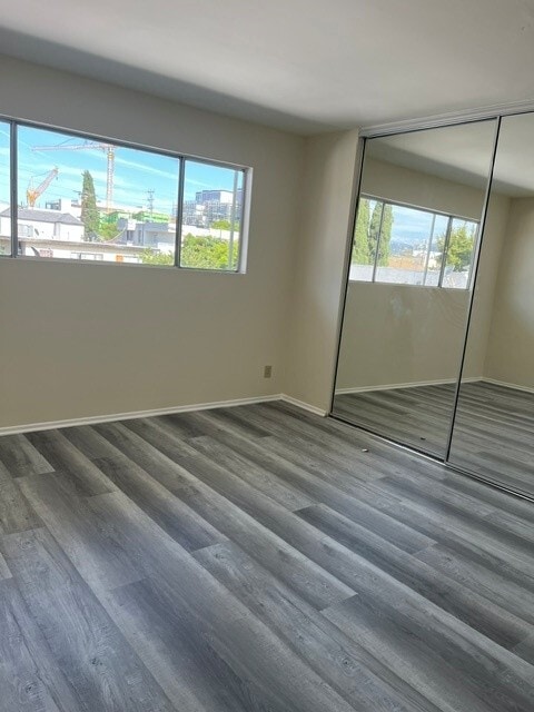 Building Photo - 5736 Lexington Ave