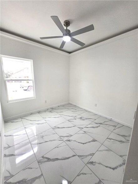 Building Photo - 3201 Magdalena St