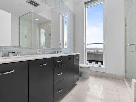 Building Photo - 2 2nd St