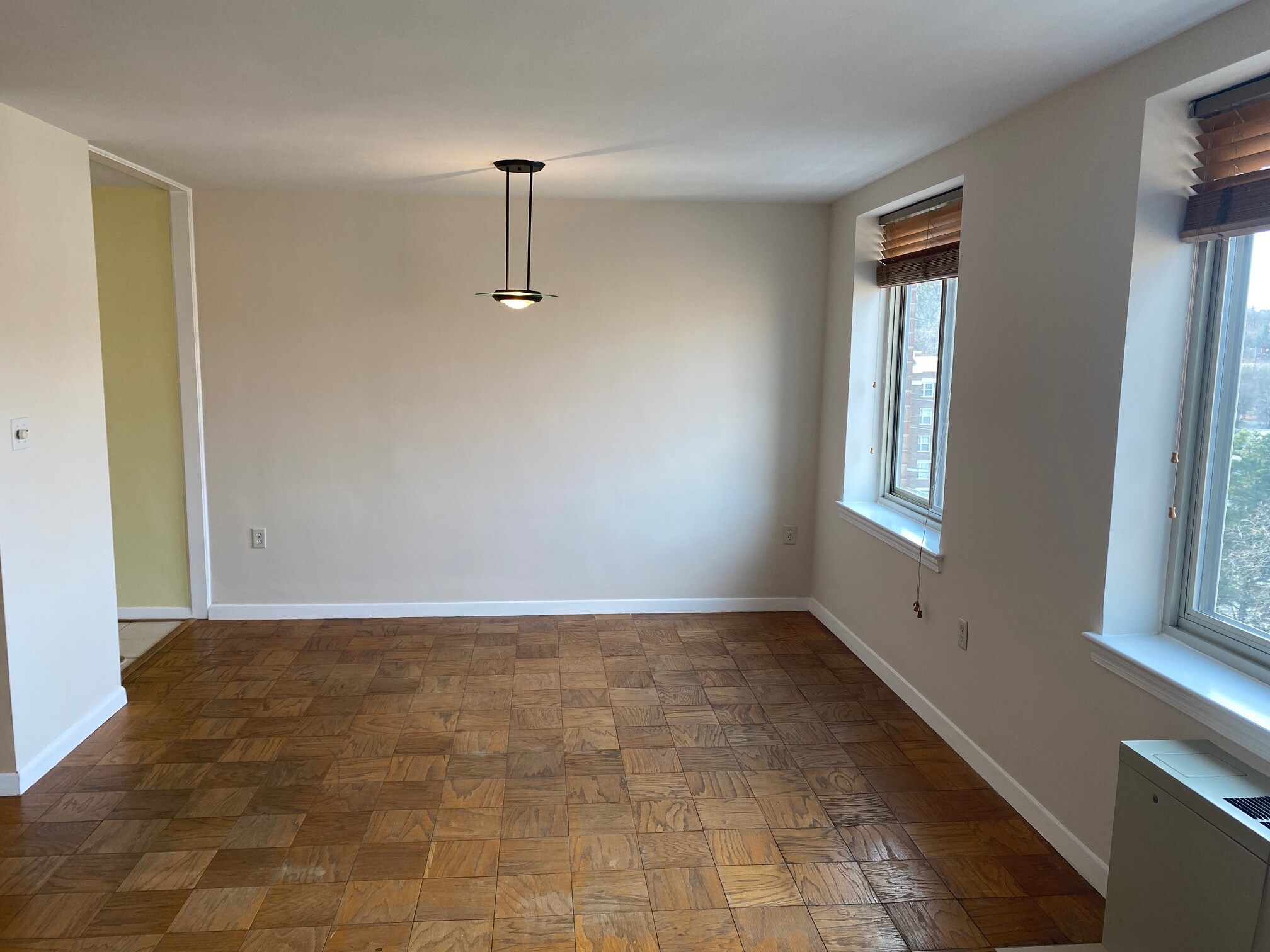 Dining room - 3000 Spout Run Pkwy